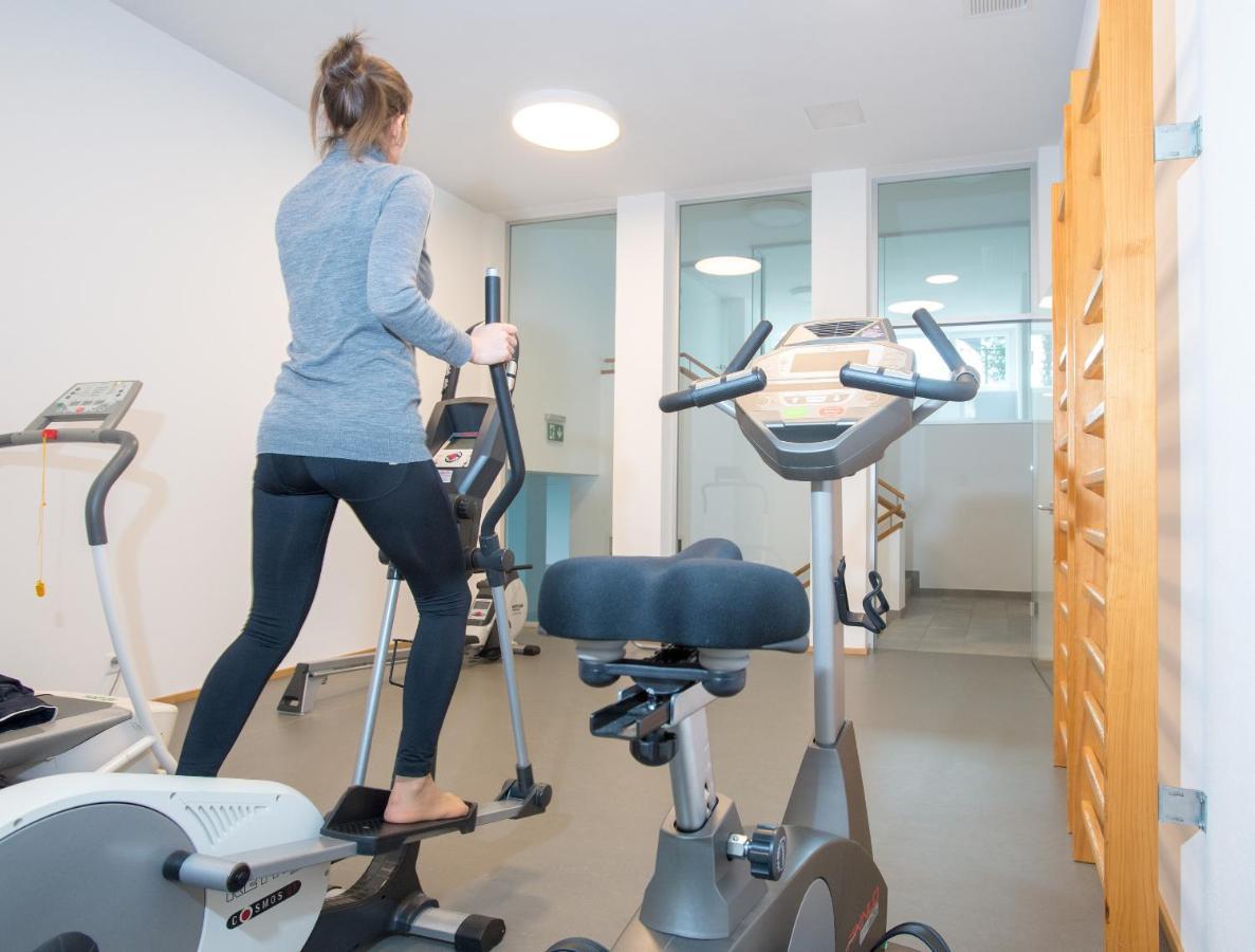 Flat La Riva 111 With Pool-Lenzerheide Apartment Ngoại thất bức ảnh